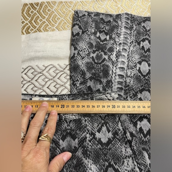 Free People Snake Python Just Float On Bell Bottom High Waisted Jeans 26 - Picture 11 of 16